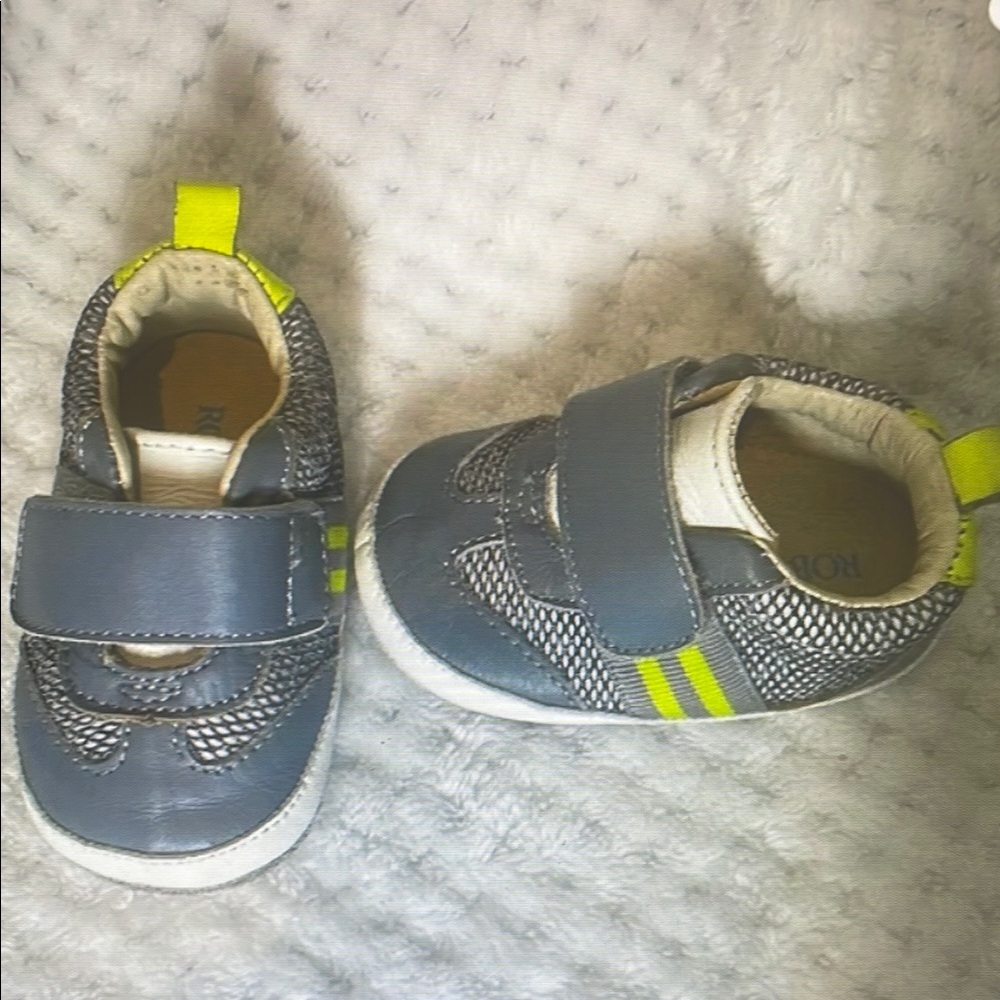 Robeez Gray and Yellow Kids Sneakers